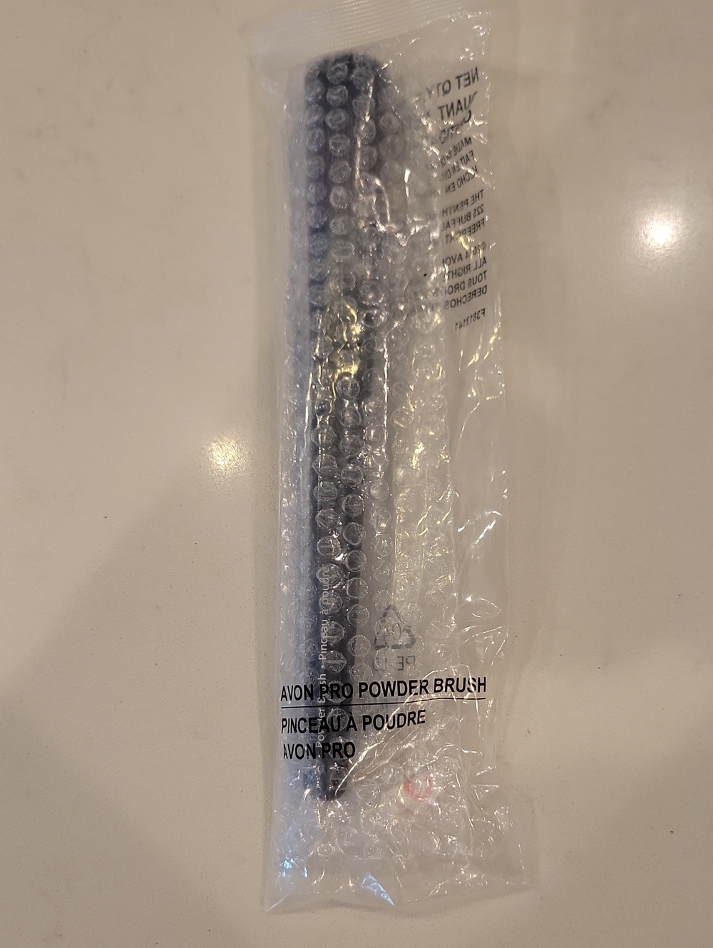 NEW Avon Pro Powder Brush